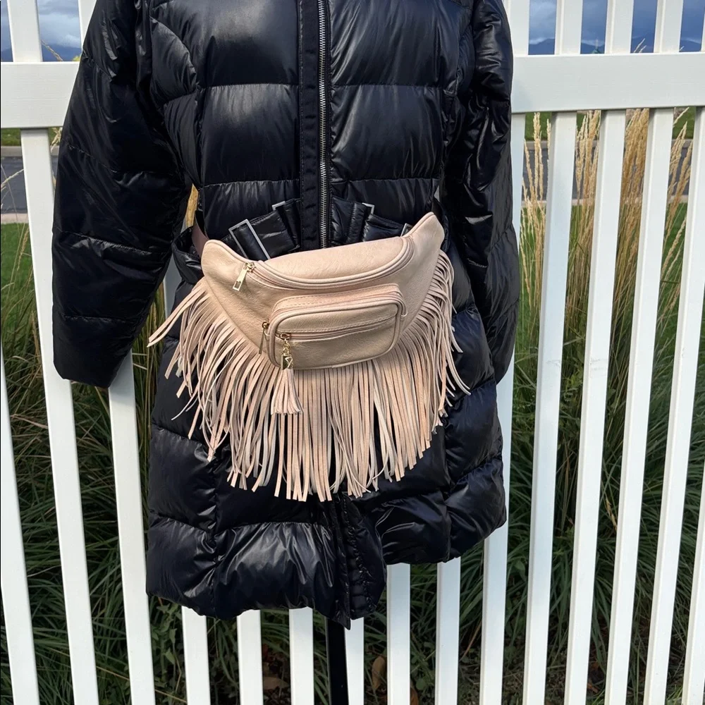 N/A fanny pack